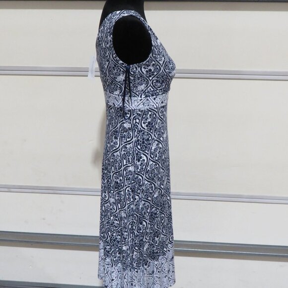 BOGO Charter Club Petite Floral Sleeveless Floral Dress Black & White 2P 2 - Picture 10 of 10